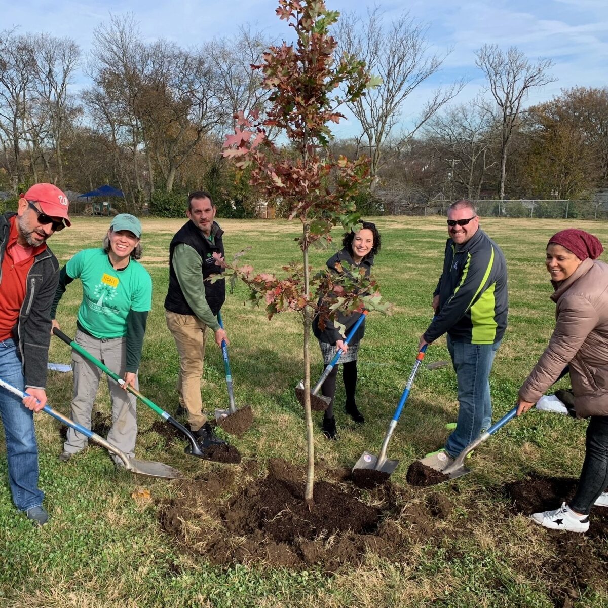 NES Plants Trees for 19th Annual ReLeafing Day – Nashville Electric ...